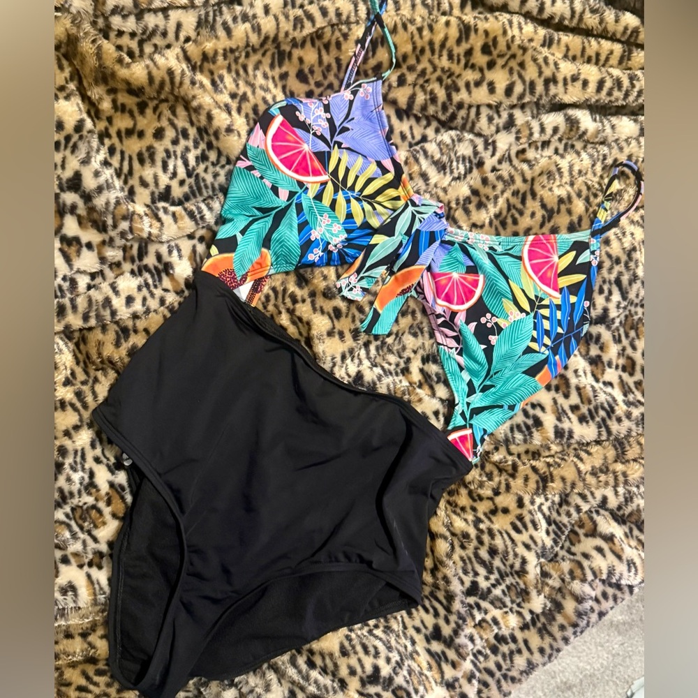 Tropical Print One Piece Swimsuit